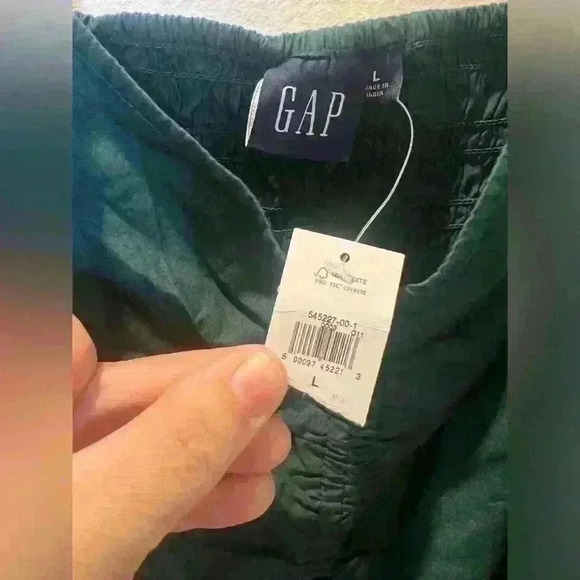 NWT GAP Puff Sleeve Sweetheart Top June bug green size L - Picture 4 of 5